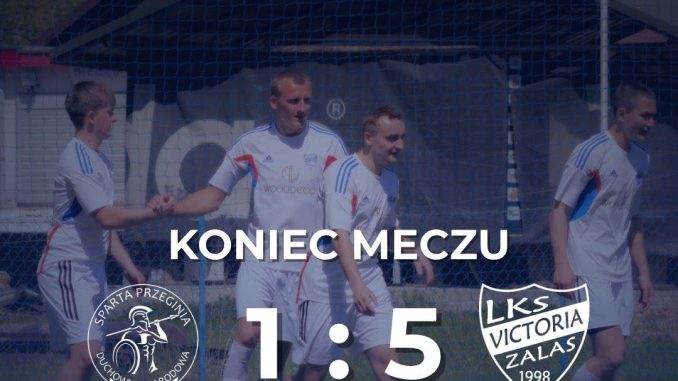 Victoria Zalas wygrywa w derbach